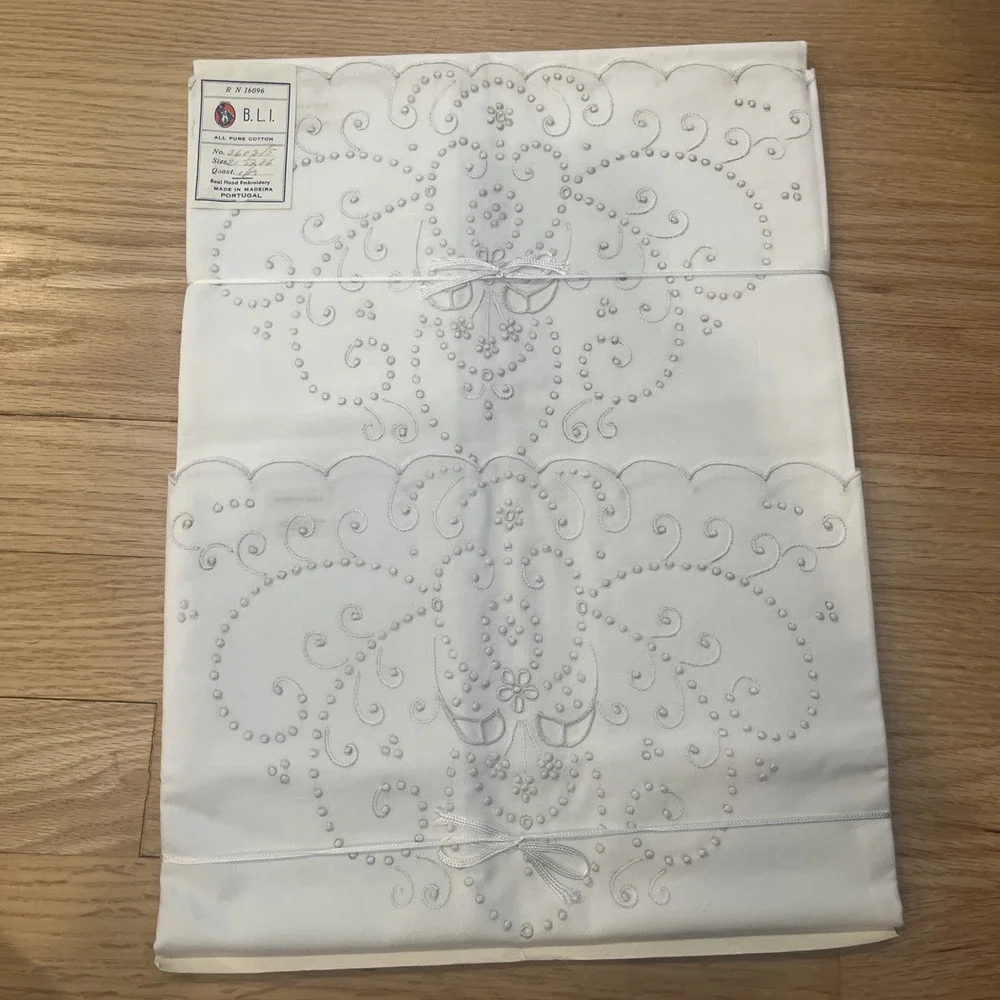 Vintage‎ Madeira Hand-Embroidered Pillowcases - B.L.I. New Old Stock - Set of 2